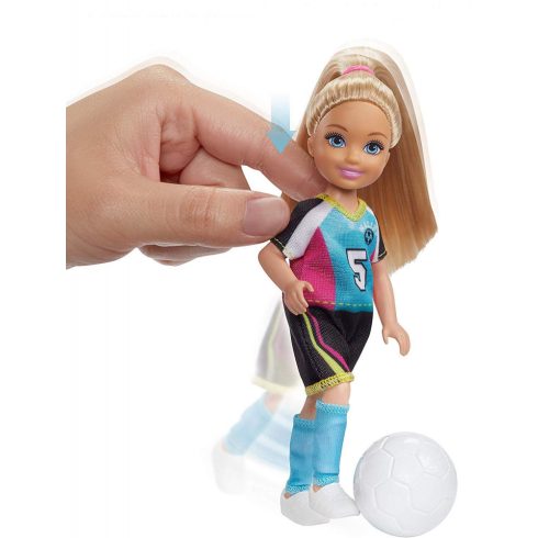 Barbie Dreamhouse Adventures - Chelsea foci játékszett - 01552