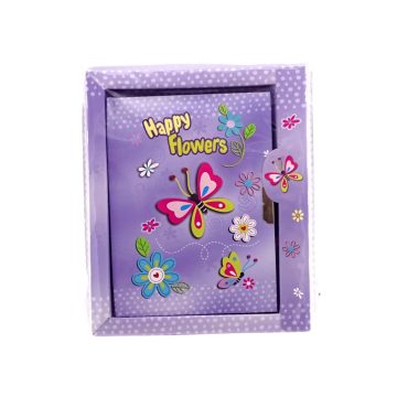   Emlékkönyv lakattal, lepkés díszítéssel, 15 x 18 cm, 70314